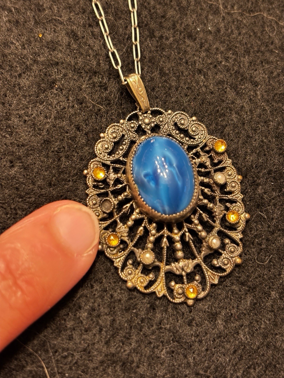 RARE VTG ART DECO GERMAN? SILVER TONE BRASS BLUE STONE BURST NECKLACE *9.8 gm*