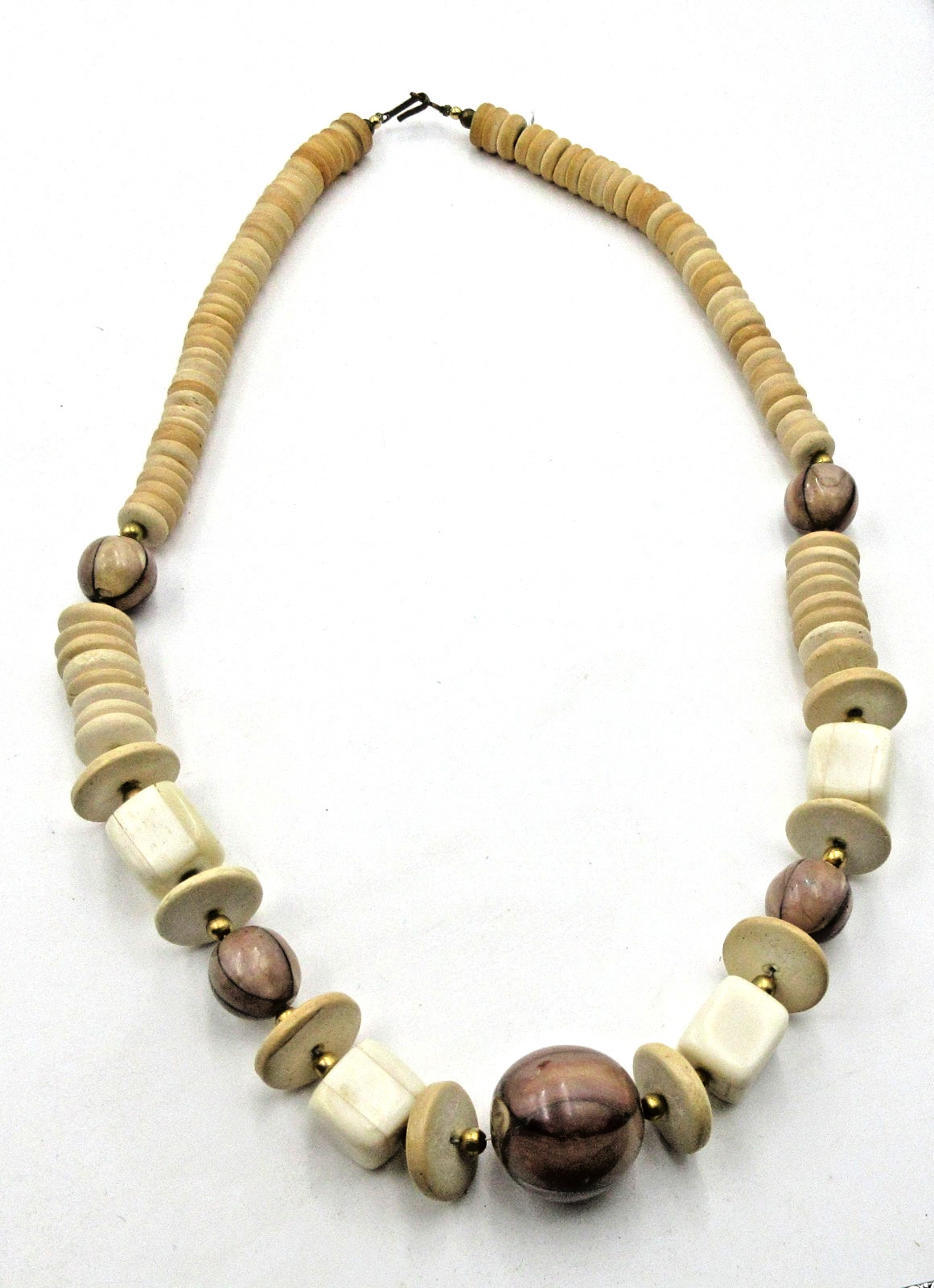 VTG 25″ UNUSUAL off white brown gold tone CHUNKY decor strand BEAD HOOK Necklace