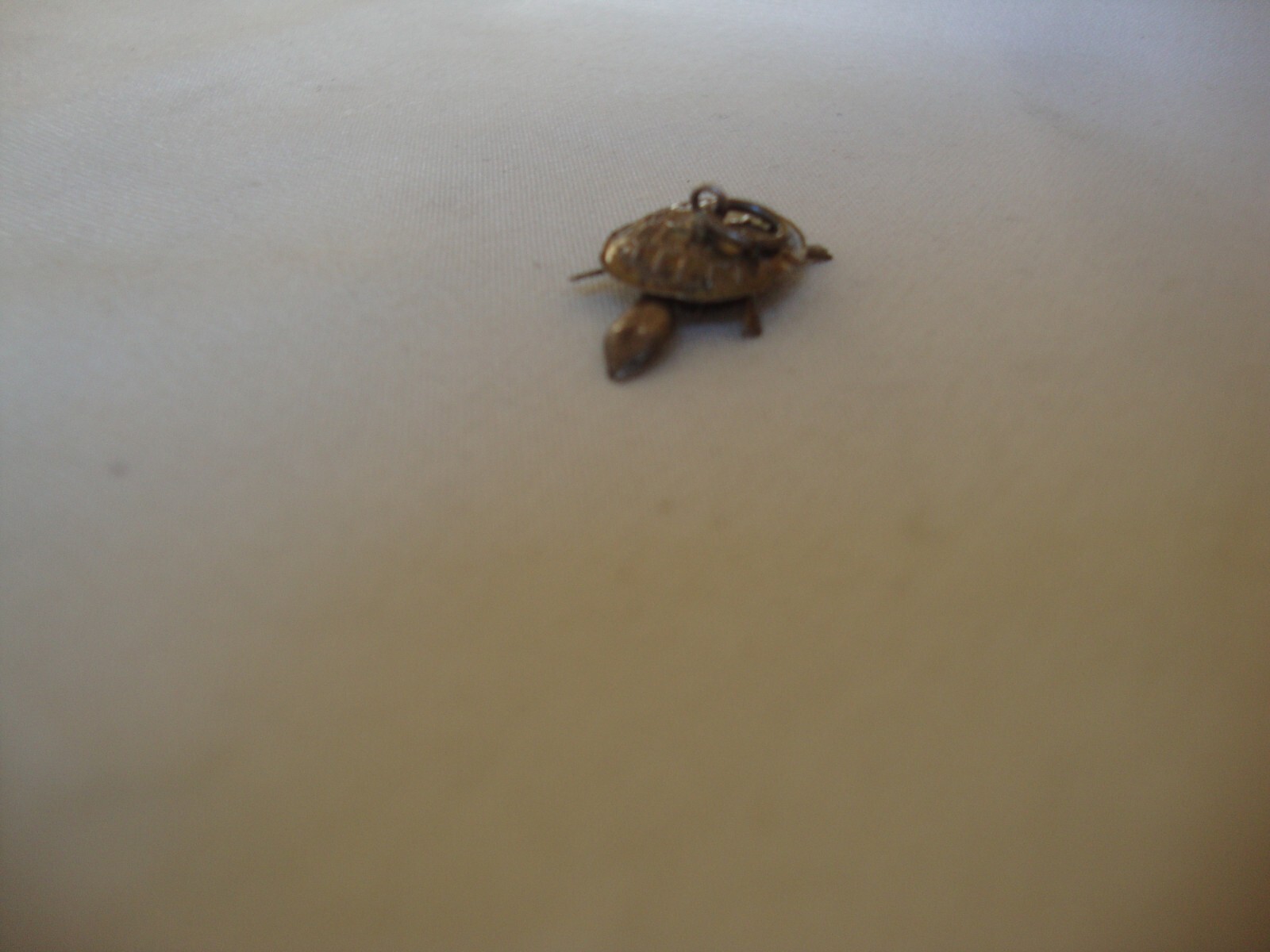 ANTIQUE CHINA CIRCA 1920-30s SMALL 3D TURTLE HEAD FEET MOVE SILVER 925 PENDANT