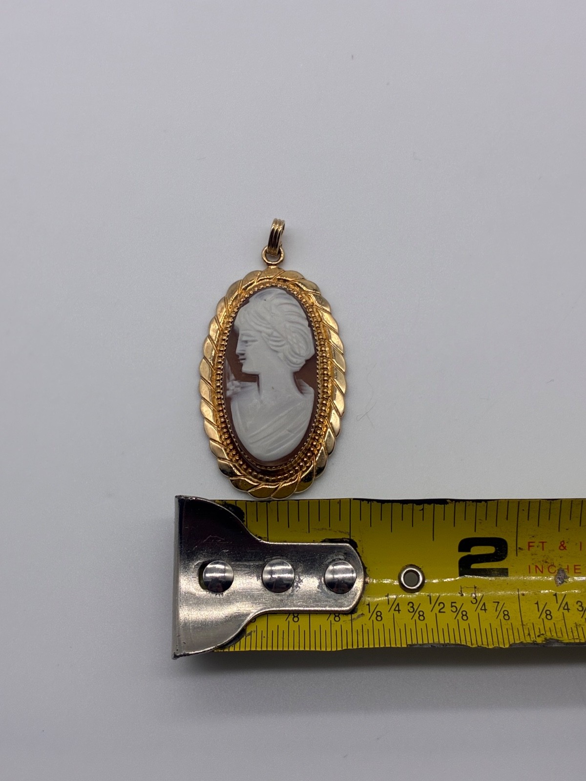 vintage Catamore cameo pendant 12k gold filled