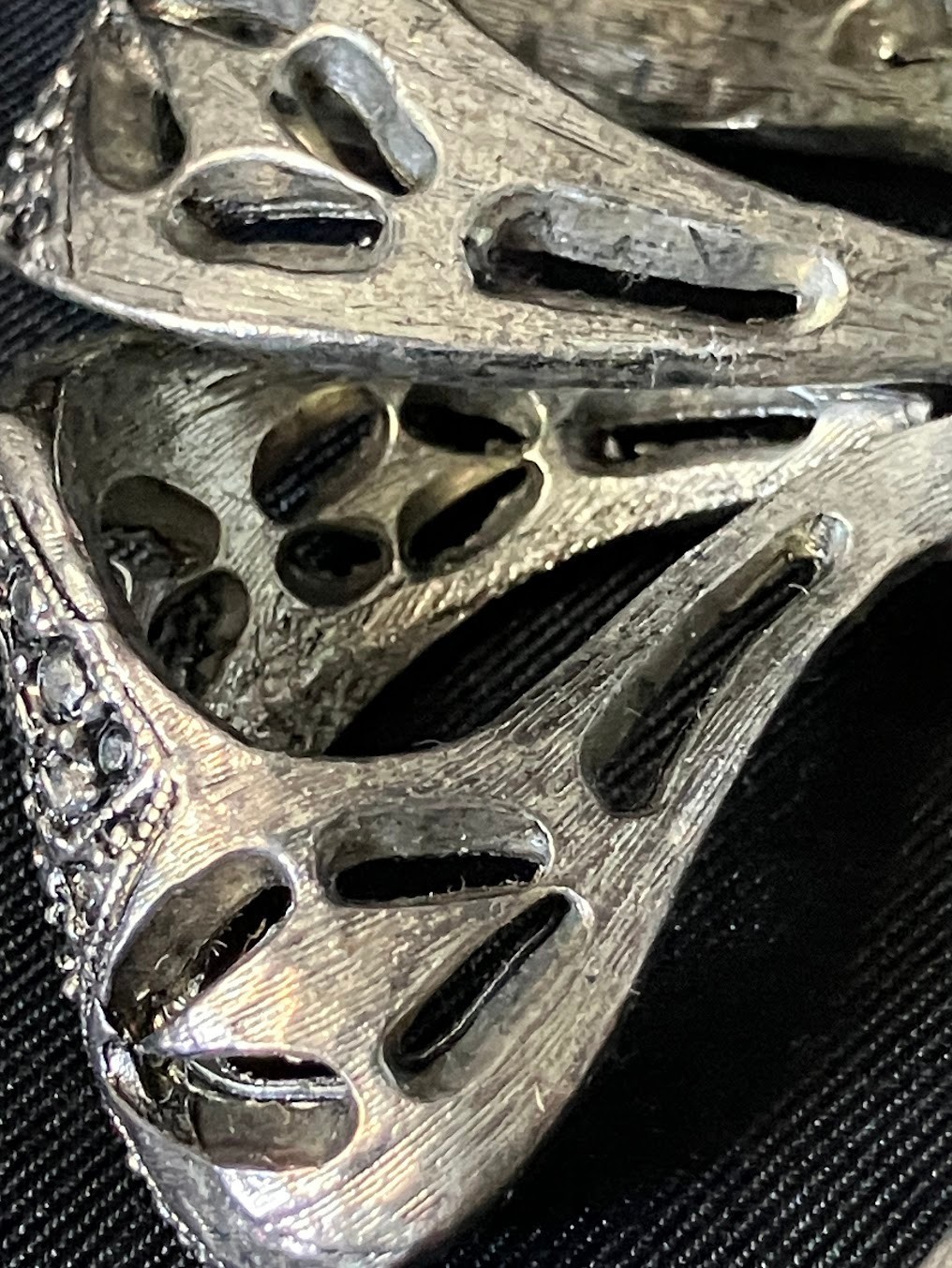 Vintage Metal Bow Brooch Faux Marcasite Style Knotted Ribbon Pin 3″