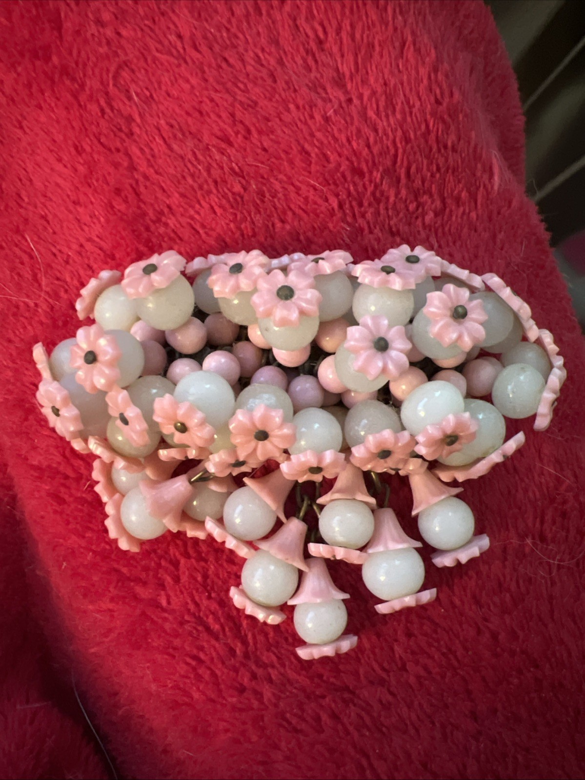 VINTAGE PINK & WHITE FLOWERS PIN BROOCH
