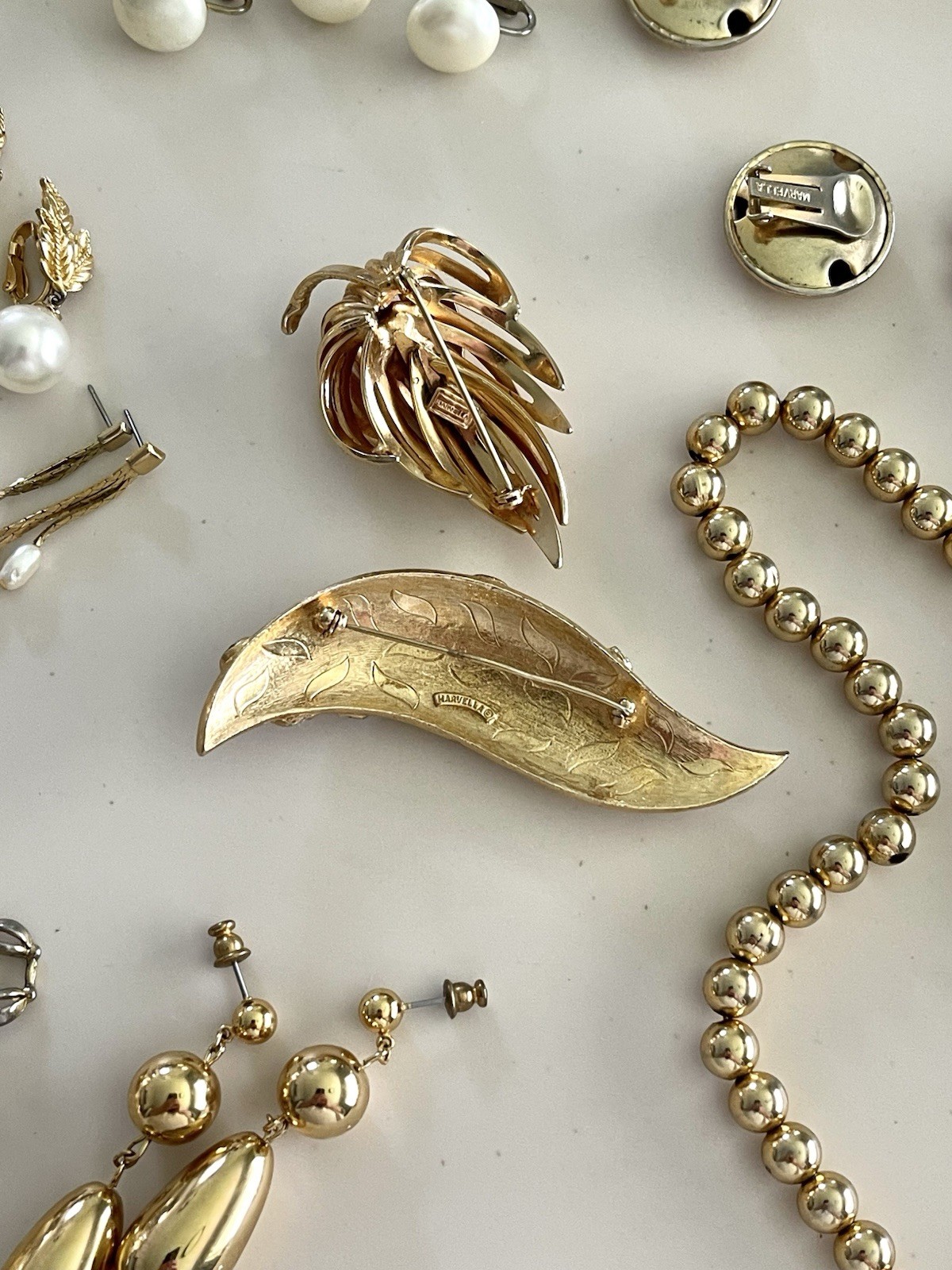 VINTAGE Marvella Jewelry LOT Faux Pearls Necklace, Earrings Rhinestone brooch