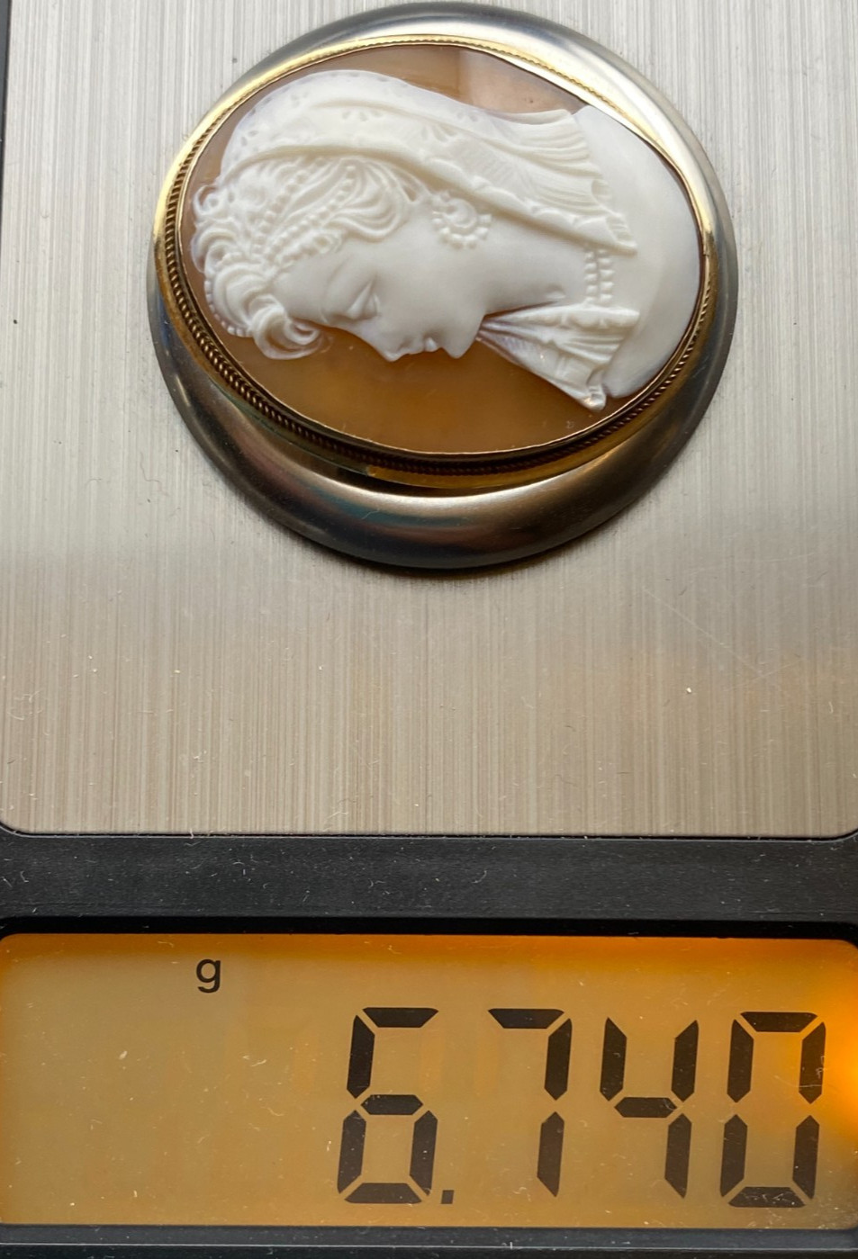 14k Gold Left Facing 1.49″ Hand Carved Cameo Brooch Pin Pendant Authentic 6.7gm