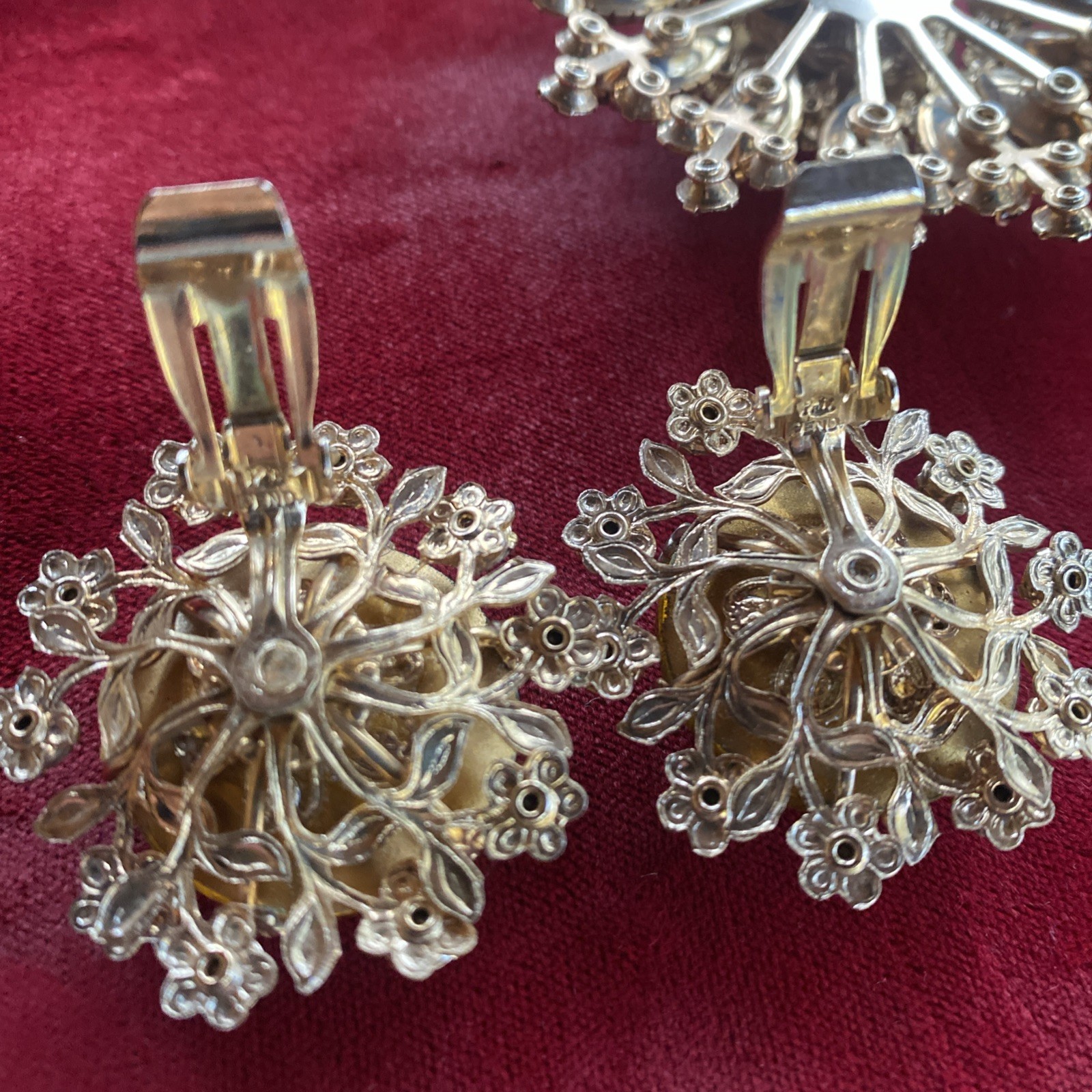 VINTAGE JULIANA DeLizza and Elster Brooch & Earrings Set-Rhinestone-STUNNING