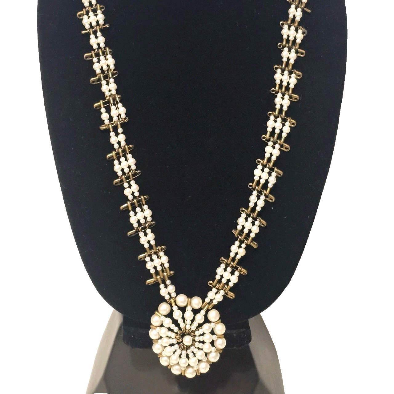 VTG Handcrafted Boho ’70s Safety Pin White Bead Faux Pearl Necklace 27″L Upcycle