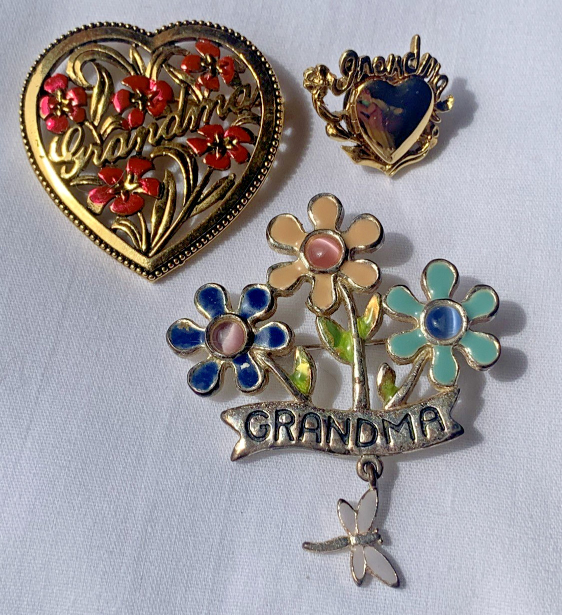 Lot of 3 Vintage “Grandma” Brooches-1 Marked JJ-1 Locket-Hearts & Flowers
