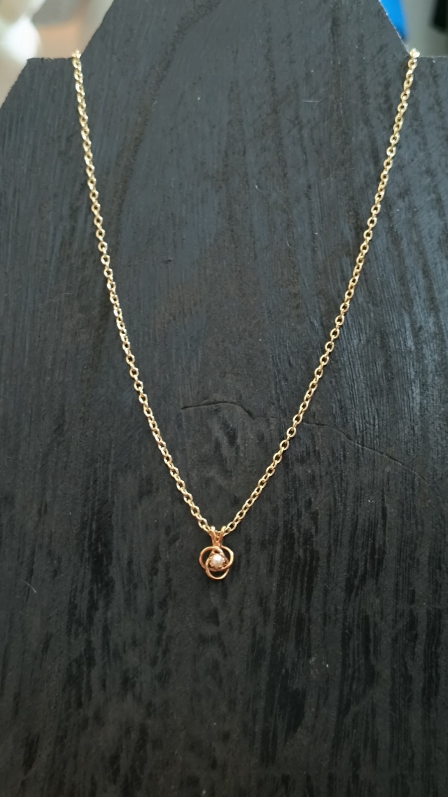 VTG Pearl & Goldtone Love Knot Charm, 16″ Chain, Sweet Gift – June Birthstone