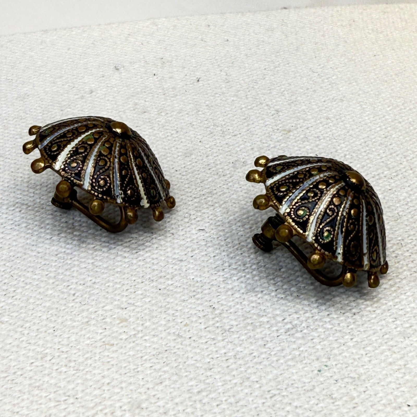 Vintage Damascene Screw Back Earrings MCM Classic
