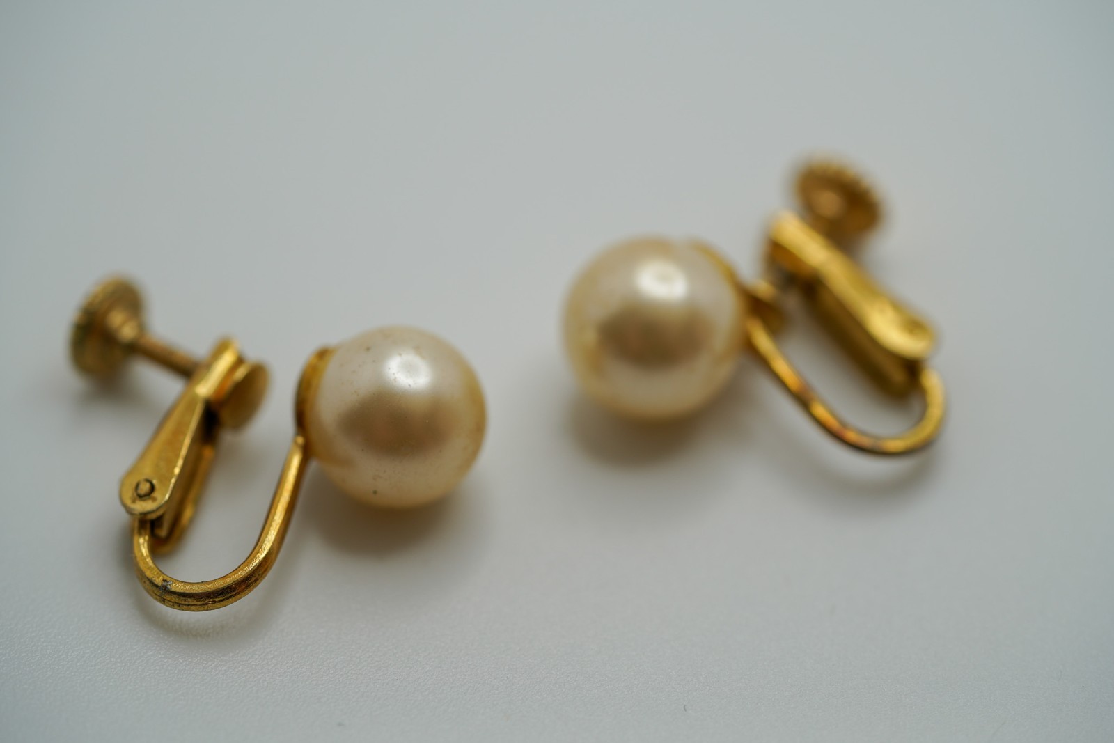 Vintage Marcella Faux Pearl Clip Earrings 1.8cm JB1