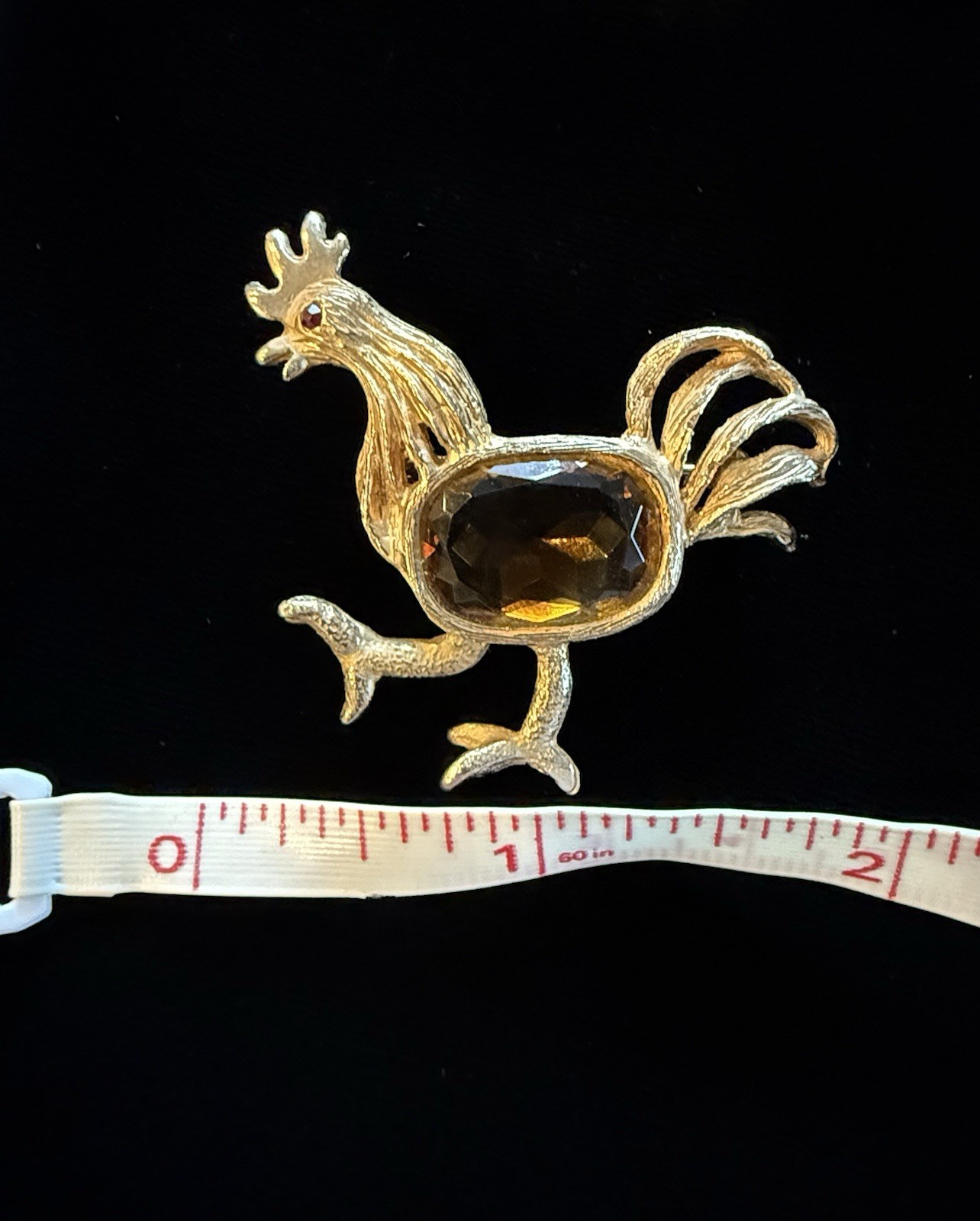 Vintage Faceted Citrine Glass Belly & Red Eye Golden Tone Rooster Brooch Coro?