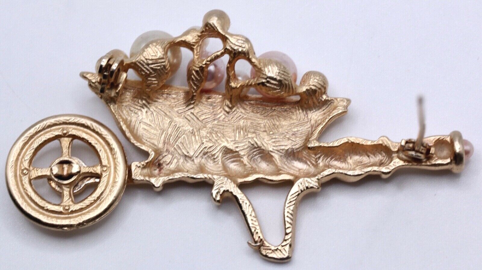 1928 Jewelry Vintage Style Wheelbarrow Brooch Pin Faux Pearl Pink White Crystal