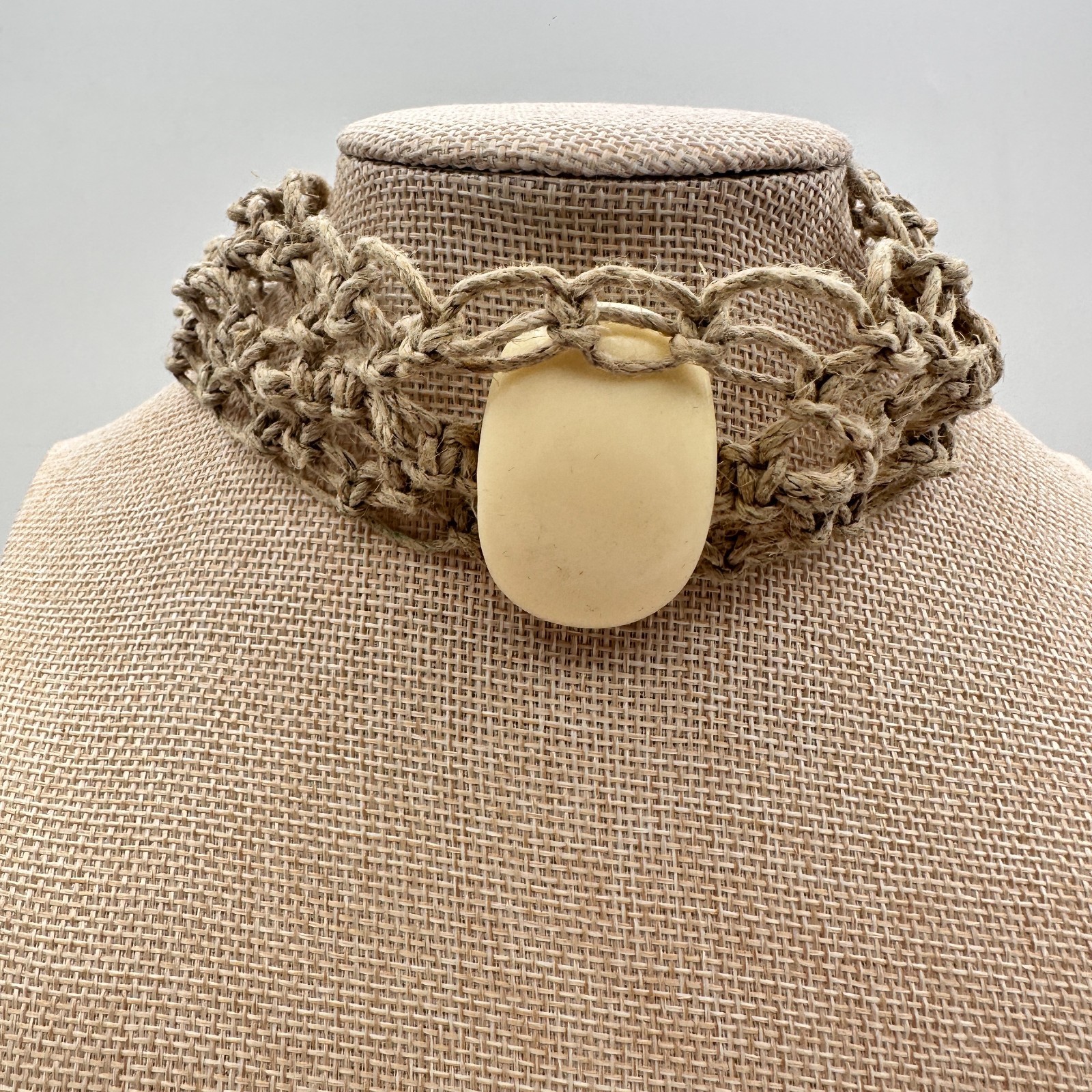 Vintage Y2K Cream Tagua Nut Stone Macrame Hemp Woven Choker Necklace Jewelry 90s