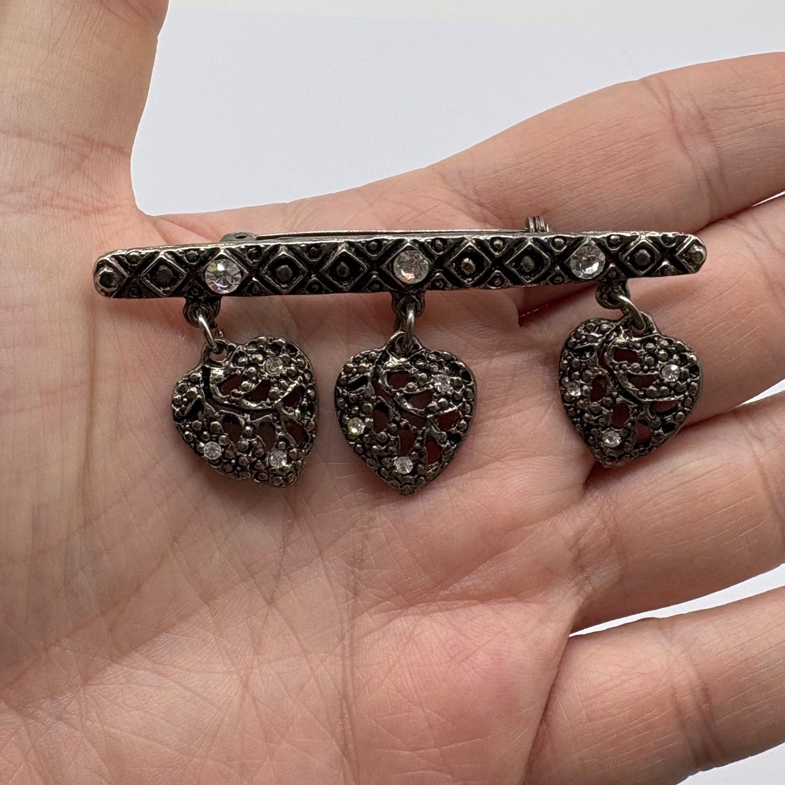 Vintage Pewter Bar Pin Brooch with 3 Dangling Filigree Hearts