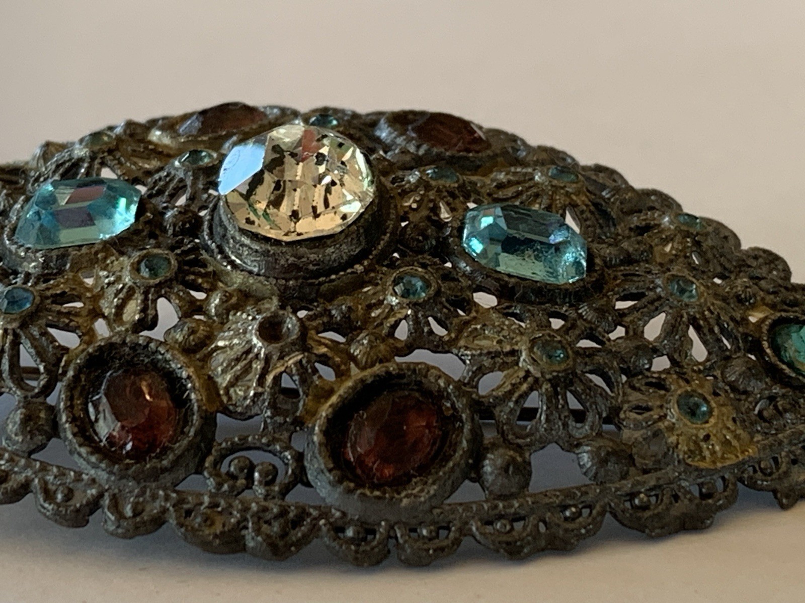 New England Glass Works Antique Brooch Pin Rhinestones Filigree Marked