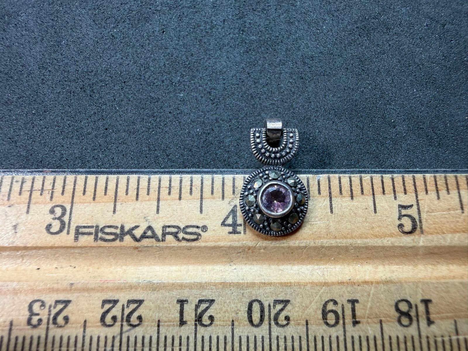 1.69g Vintage Sterling Silver 925 Round Purple Center Pendant Ornate Beaded M