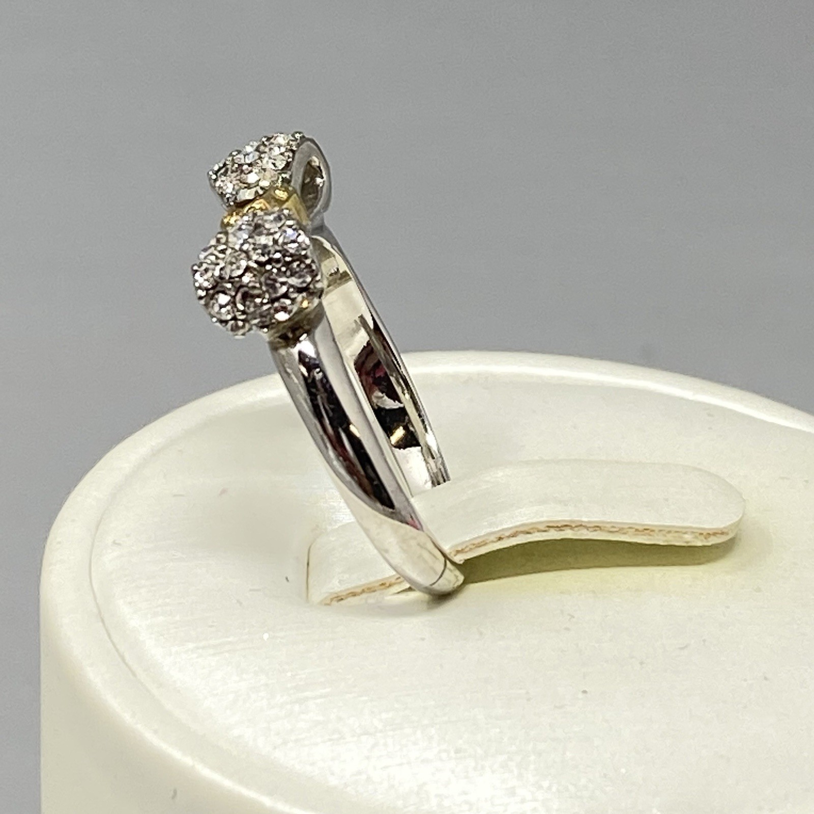 Henri Bendel Bow Coctail Ring Henri Bendel Two Tone Swarovski Crystals Pave 6.5