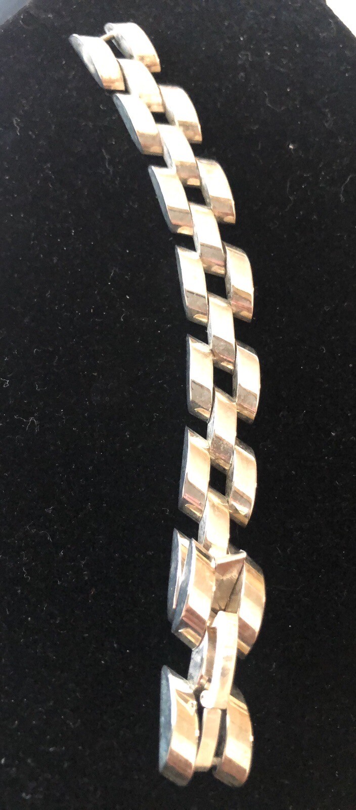 Vintage Modernist Half Circle Links with Rounded Top Silverplate Bracelet