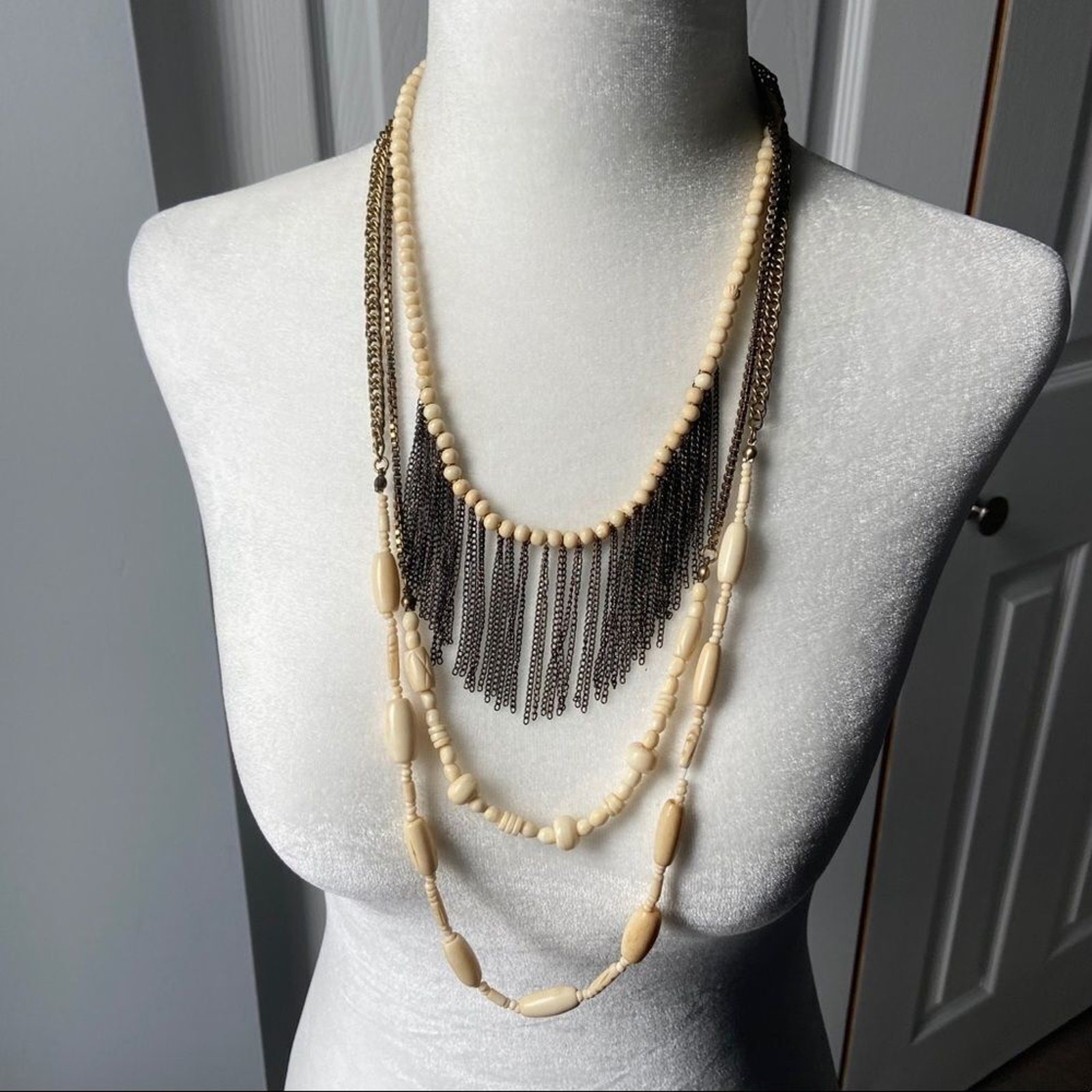New Berry funky mixed media multi strand ivory tone and gold fringe necklace