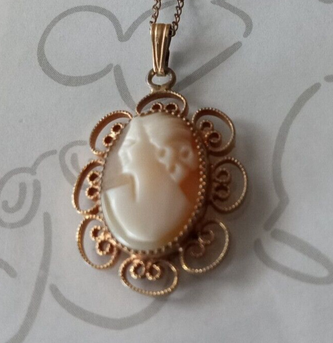 Cameo Screw Back Earrings and Pendant Necklace Set 1/20 12k Gold Filled