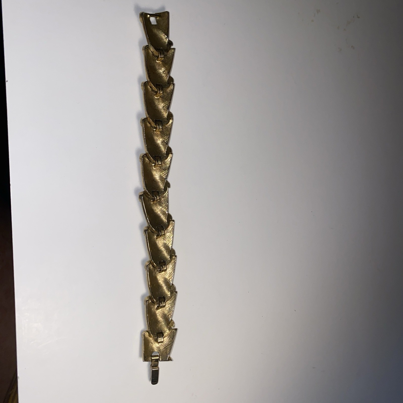 Vintage Trifari Gold Tone Ribbon Bracelet Unique