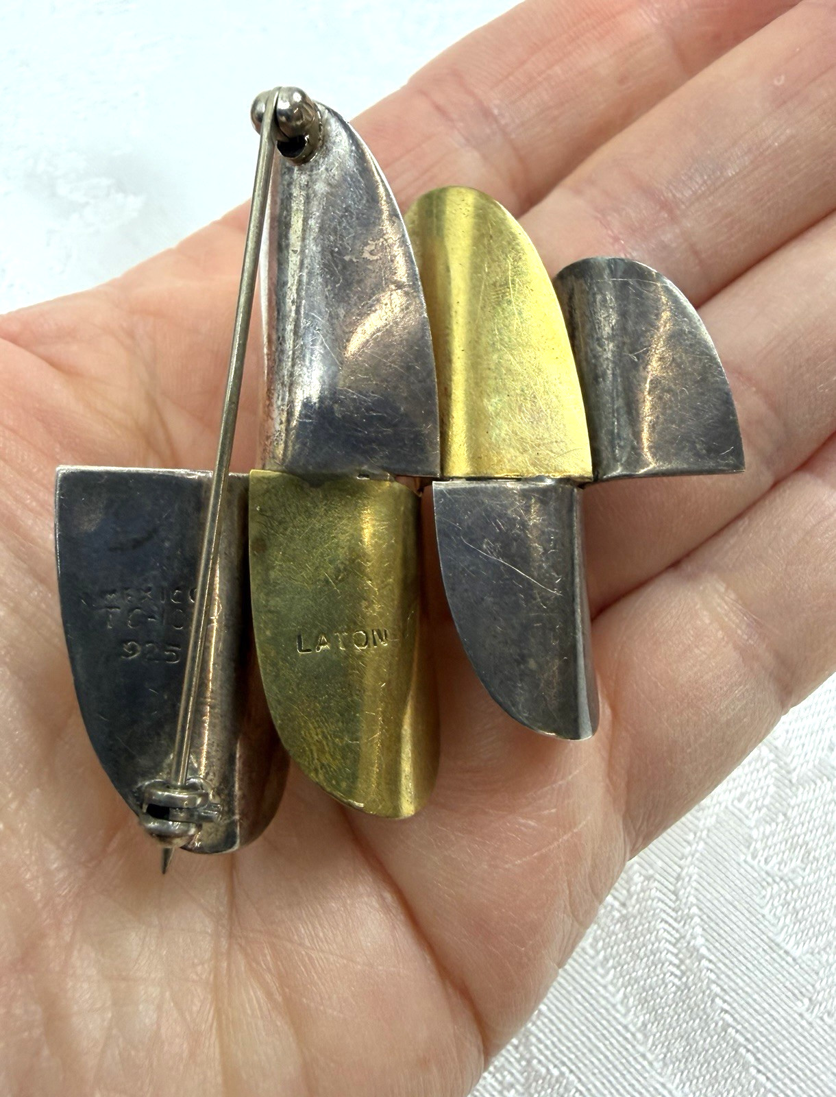 Vtg Laton 2″ Brooch Mexico 925 Sterling Silver/Brass Modernist Wavy Abstract MMC