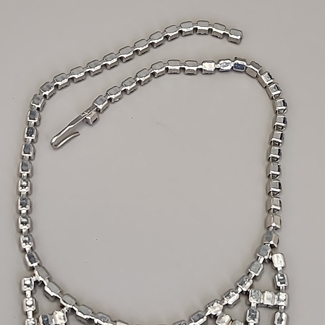 Vintage Aurora Borealis Rhinestones Necklace Blue Festoon Collar 14.5″
