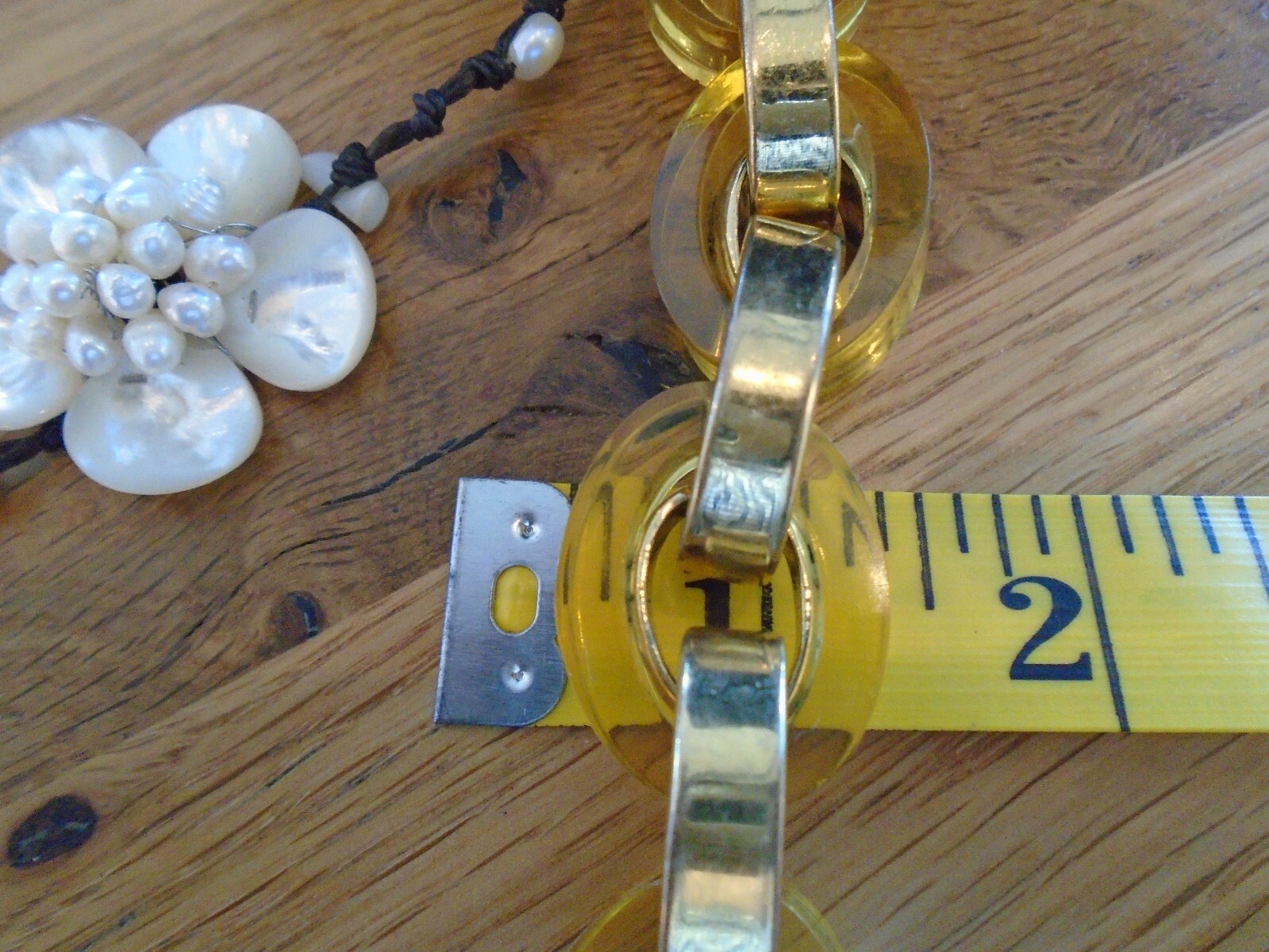 HENRI BENDEL Vintage Chain Link Bracelet. Rare Design. Gold Tone.Yellow. Large. 