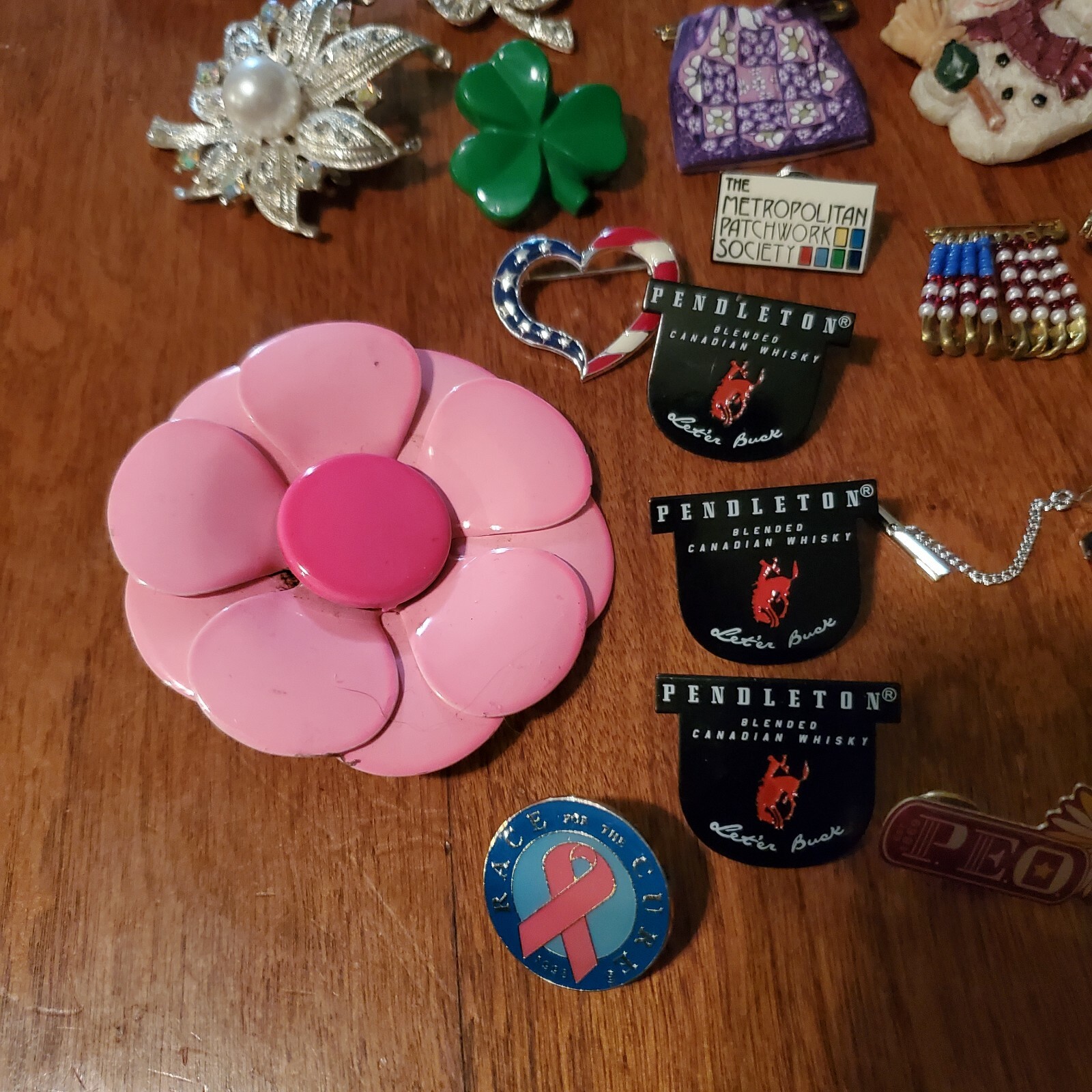 Vintage Rhinestone Resin Metal Pin Lot 24 Brooches 2 tie clips and 1 cuffling