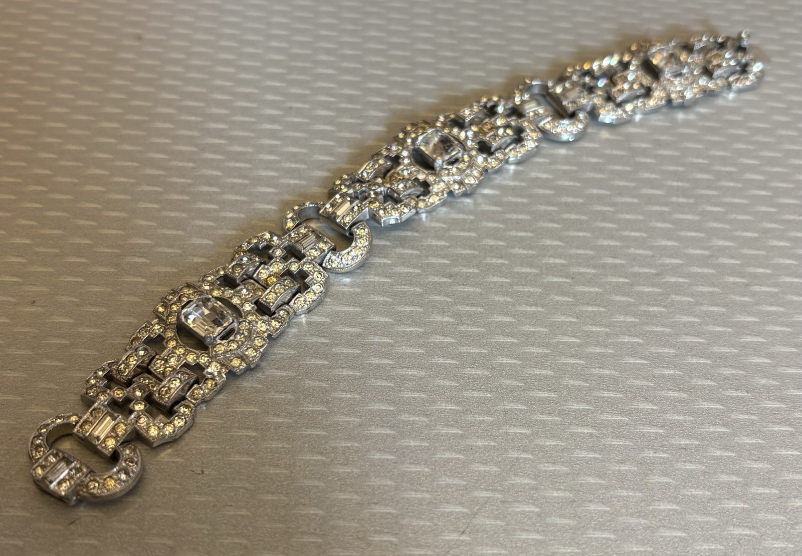30s Art Deco Rhinestone Bracelet Baguettes Emerald Cut Crystal Pot Metal 7″