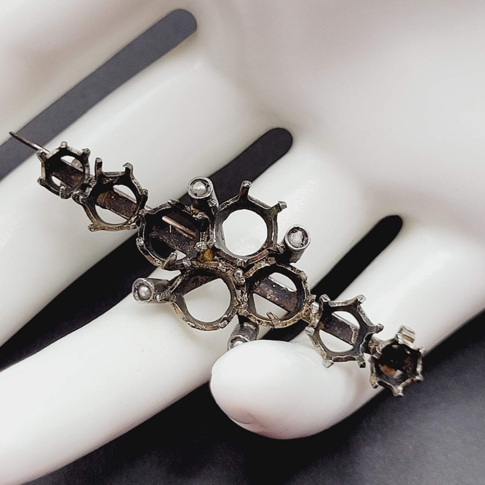 Antique Victorian Era Empty Setting Mounting Jewelry Finding Aged Metal Brooch