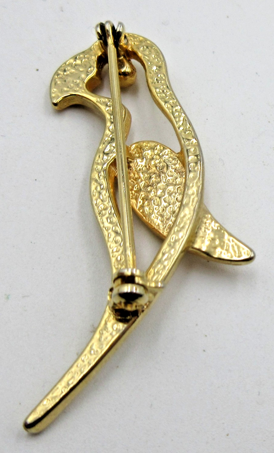 VTG UNUSUAL shiny gold tone metal open work Parrot Brooch pin costume jewelry