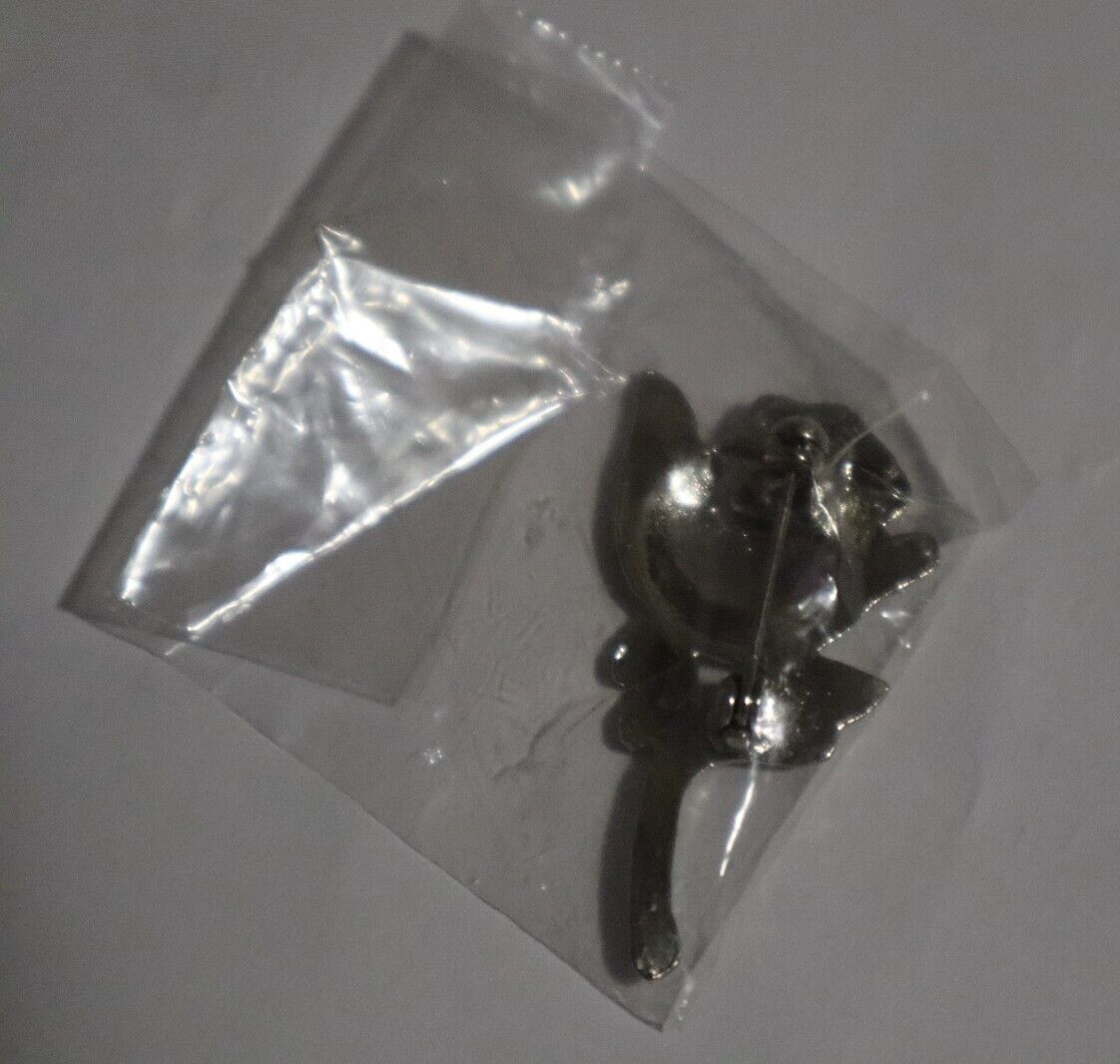 Pink Rose Love Beauty Silver Tone Borders Vintage Lapel Pin
