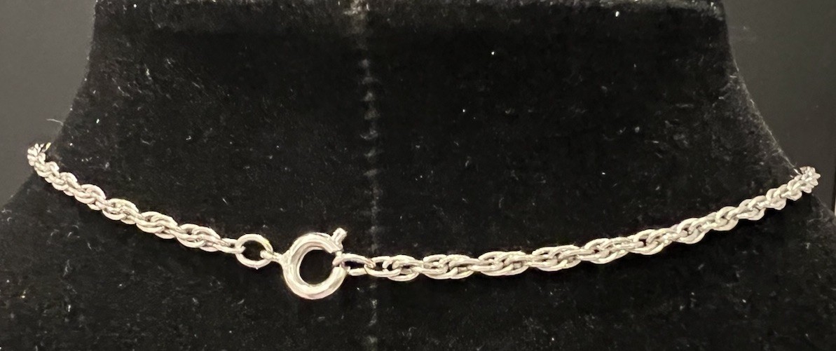 Vintage ART Arthur Pepper Silver Metal Filigree Kiss-Lock Purse Pendant Necklace