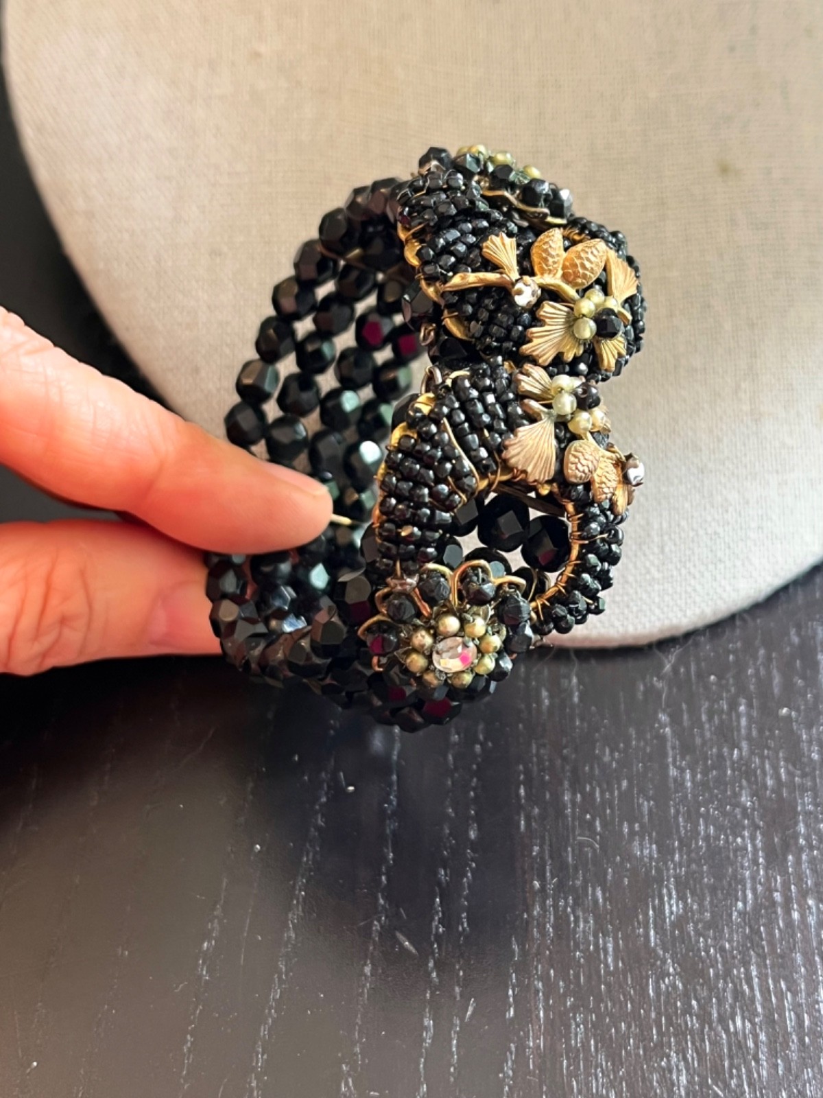 Beautiful Vintage Miriam Haskell Black Glass Bracelet Earrings Gold Pinecone