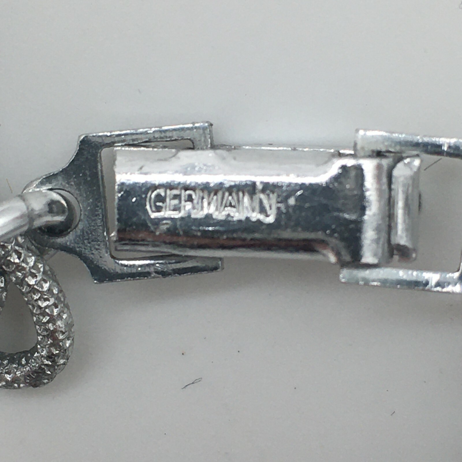 Silver Textured German Eloxal Aluminum Curb Link Double Wrap Chain Necklace ✨EXC