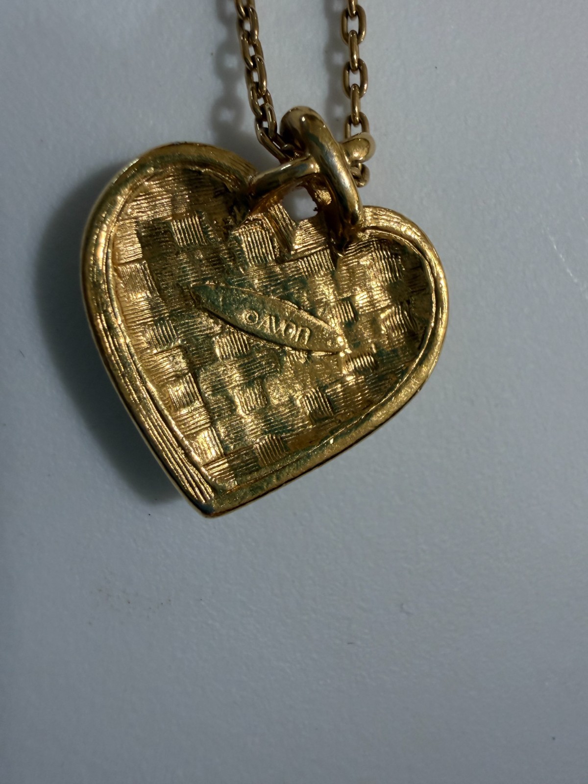 Vintage Avon Lattice Weave Heart Pendant Necklace Teal Aquamarine Rhinestone