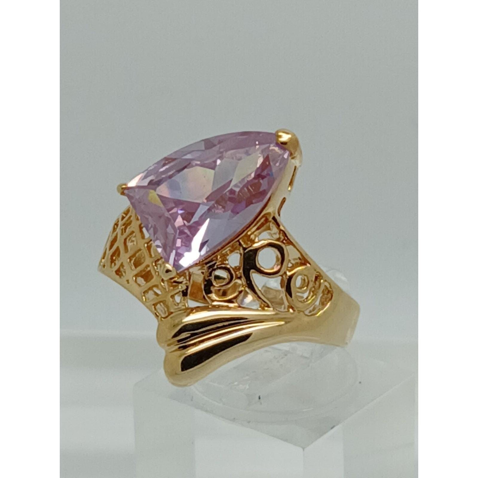 Vintage 1990s Bold Gold Tone Purple Lilac Statement Ring New-Old-Stock Size 8