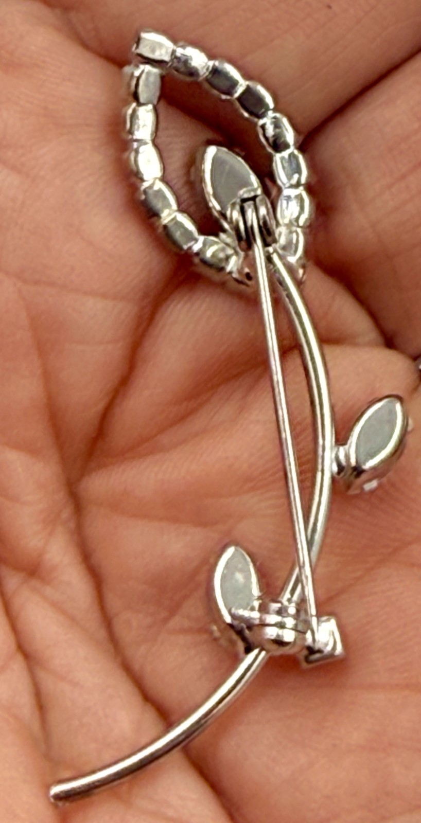 Vintage Elegant Rhinestone Teardrop Shaped Clip Earrings and Brooch – Unmarked