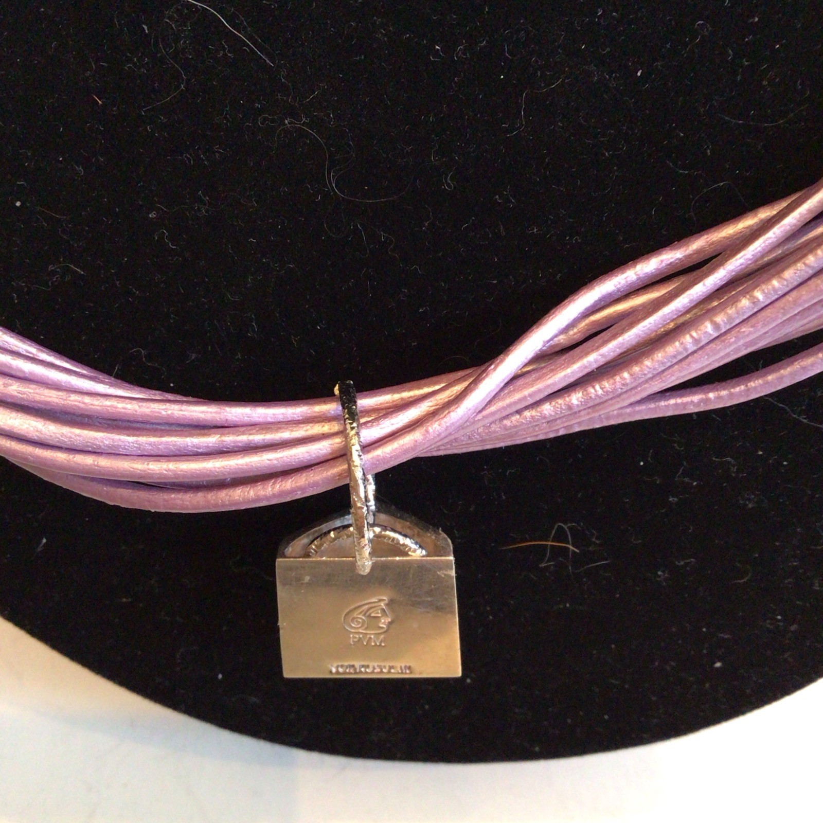 BEAUTIFUL SIGNED VON MUSULIN NECKLACE SEBBAG STERLING LAVENDER LEATHER W EXTEND