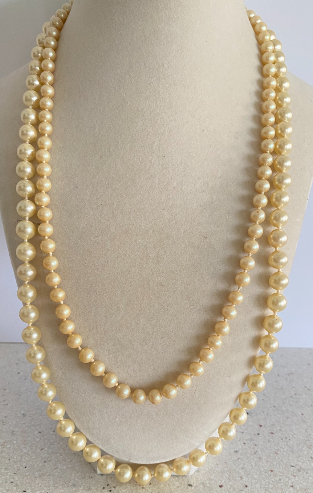 Lot of 2 Vintage Glass Faux Pearl Necklace Strand 21″ & 24″ Filigree Clasp