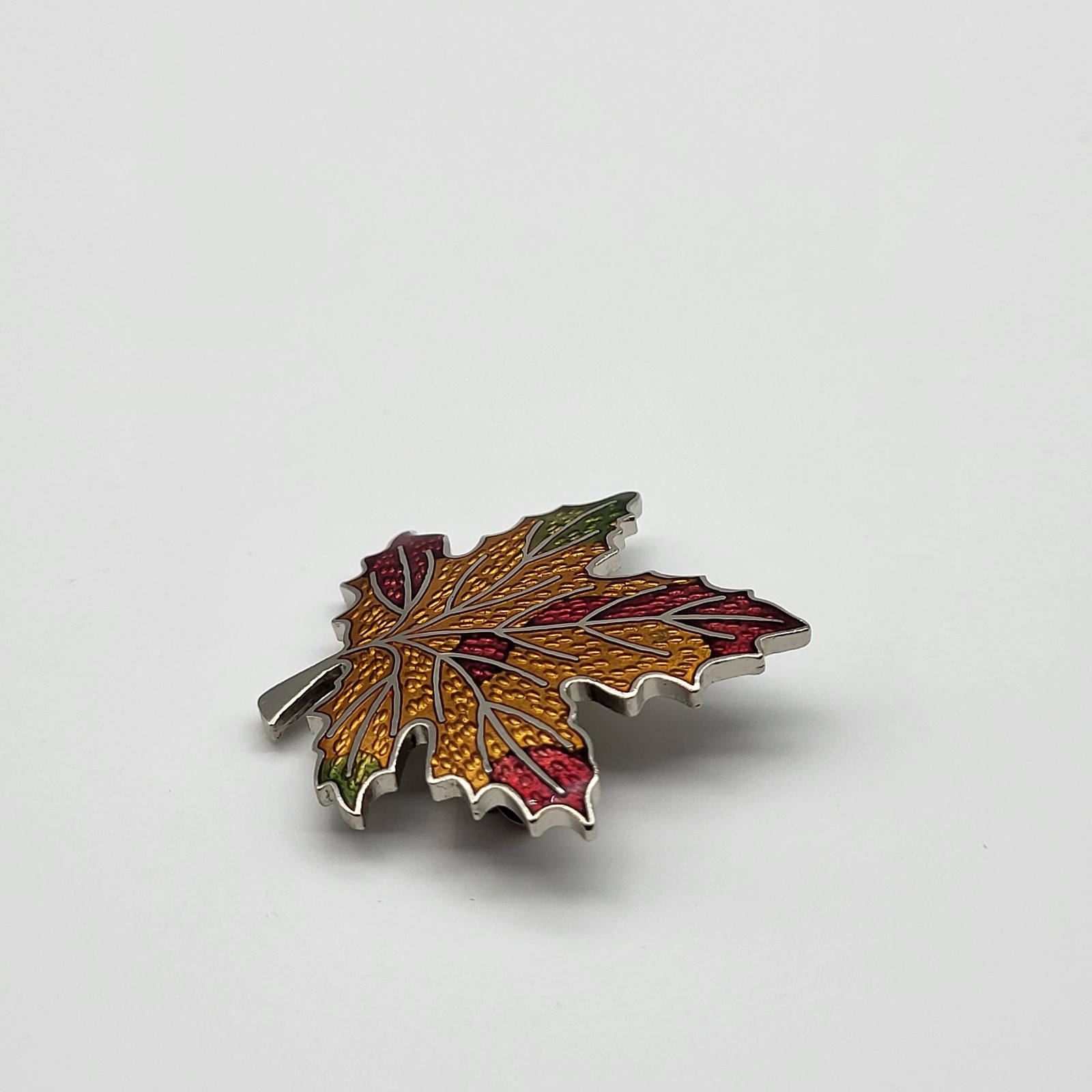 Lovely Vintage Enamel Maple Leaf Fall Colors Brooch Pin Nature Fairy