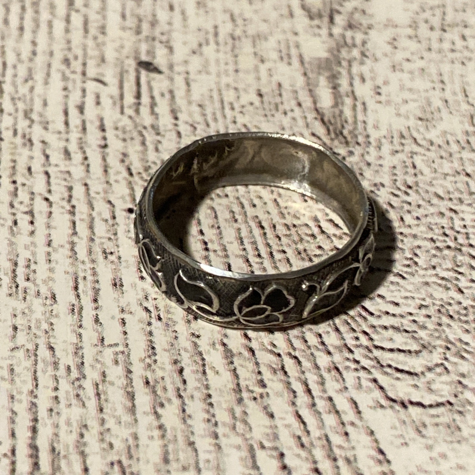 Vintage Art Nouveau Sterling Floral Scroll Leaf Textured Enamel Band Ring Size 6