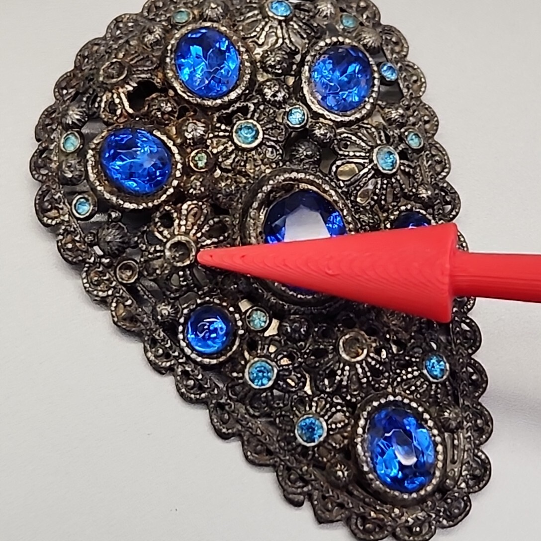 Vintage Dress Clip New England Glassworks Blue Rhinestones 2 3/8″