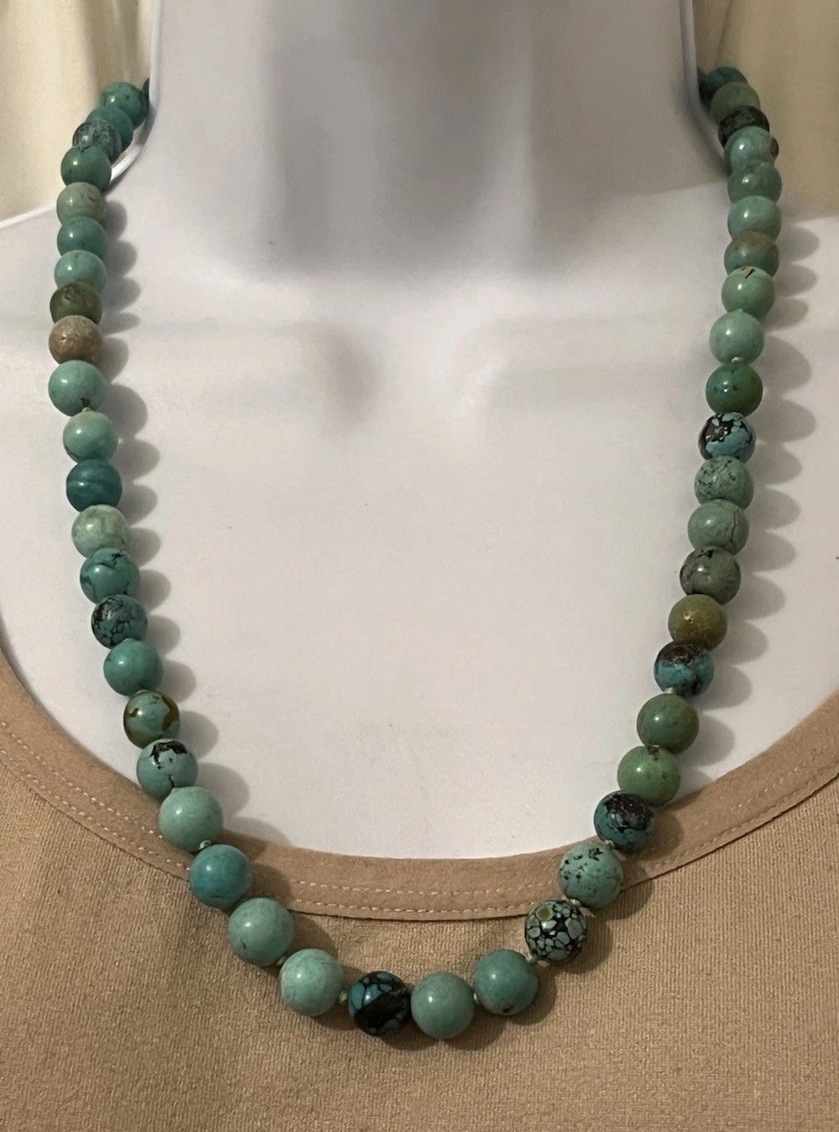 Vintage Hubei Turquoise Beaded Necklace 23.5 in 70 Gram 10.1 mm Double Knotted