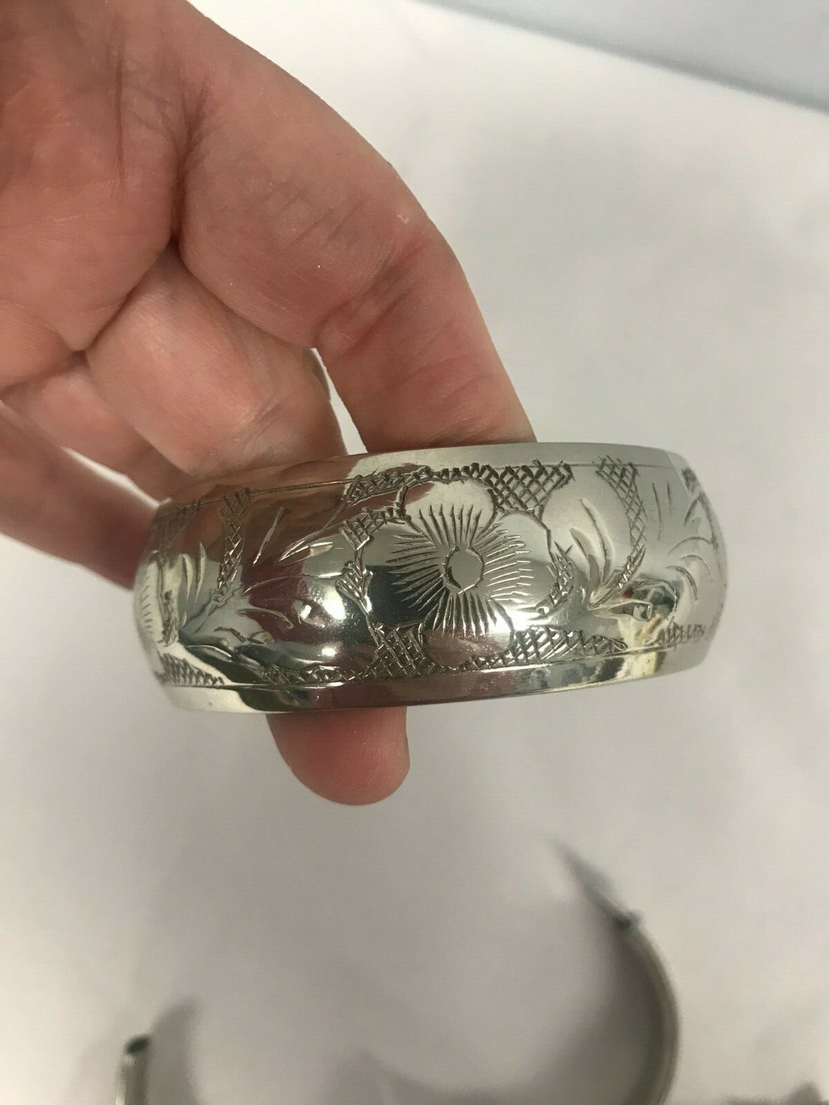 3 VINTAGE SILVERTONE HINGED BANGLE, PIERCED FILLIGREE & ETCHED FLOWER BRACELETS