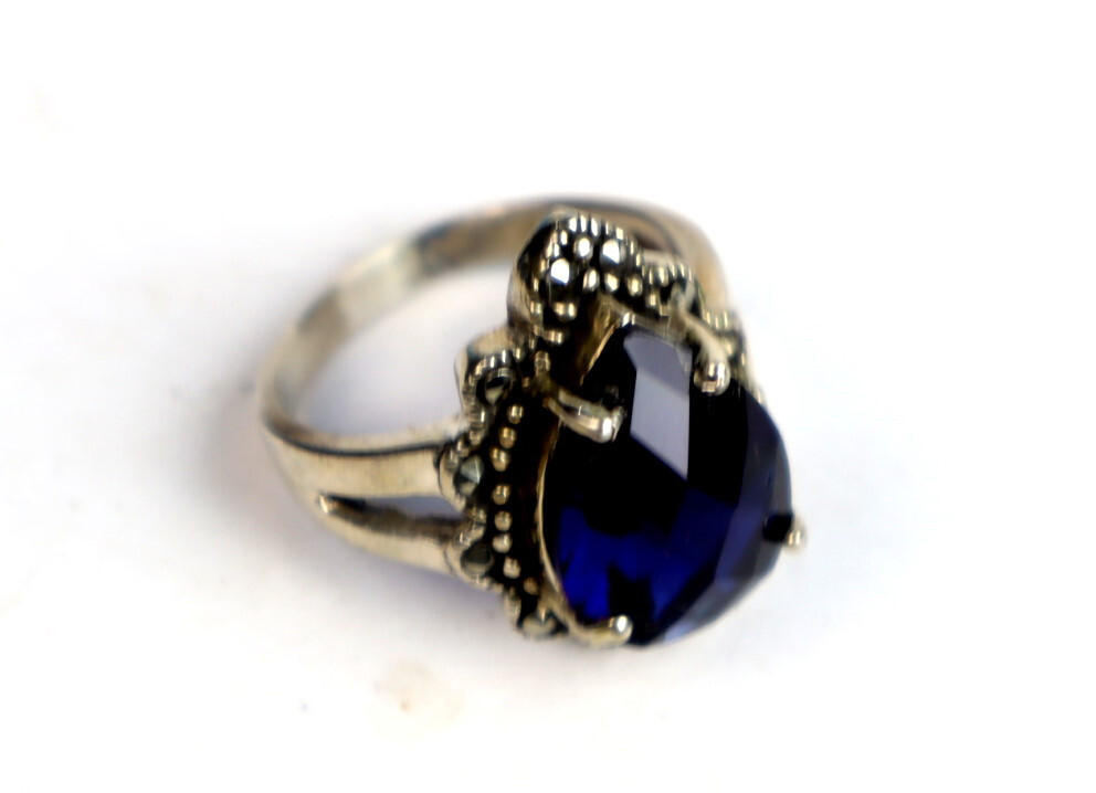 Finest Clear Deep Blue Topaz .925 Sterling Silver Ring #9.5