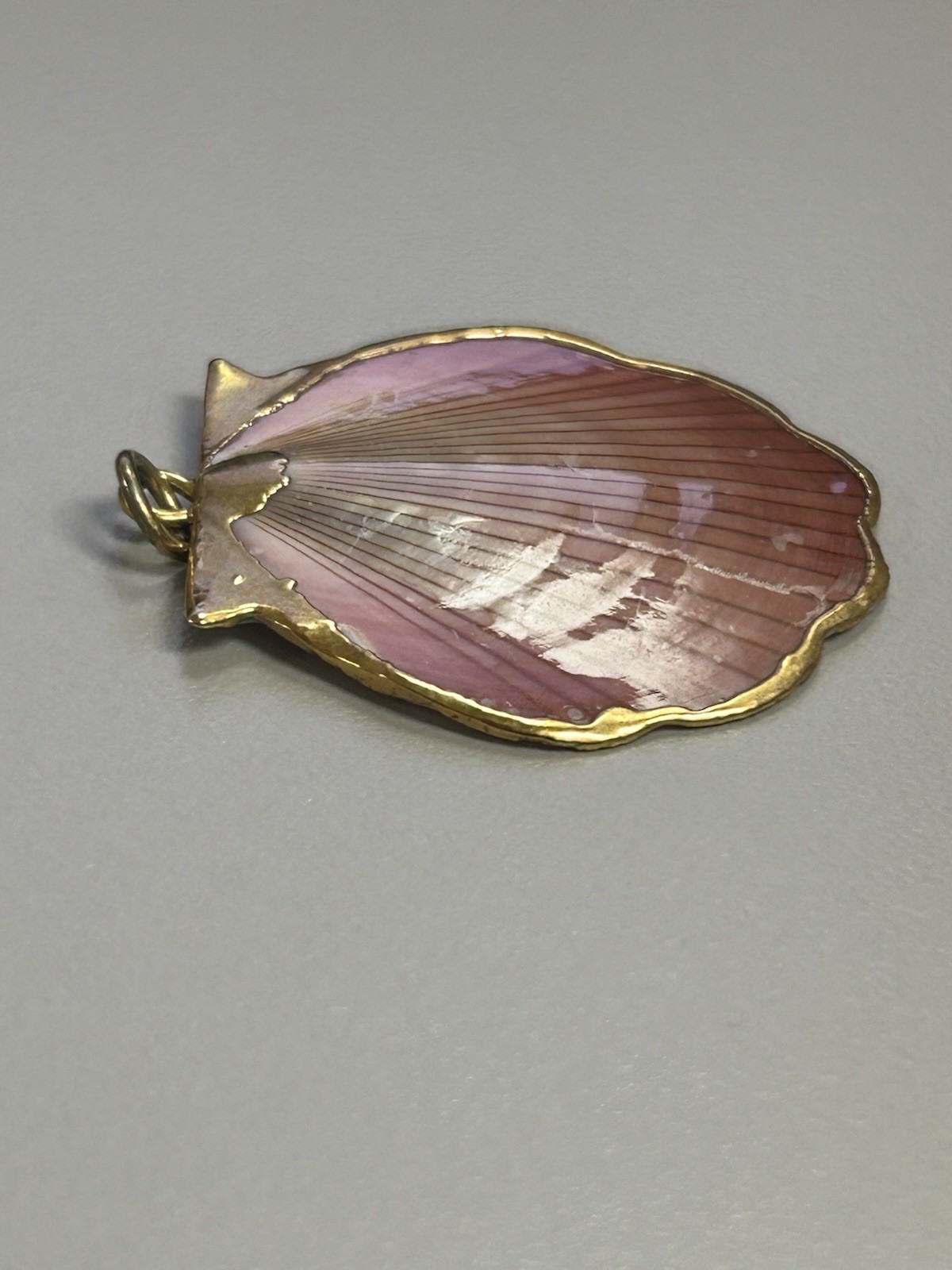Vintage Pink And White Sea Shell Pendant Yellow Gold Rim