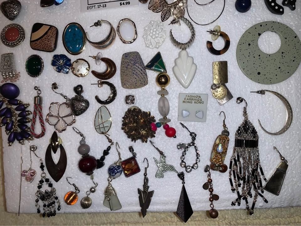 Vintage Lot of 100+ PAIRS OF Pierced EARRINGS 1970’s to 1990’s Dangle HOOP Stud