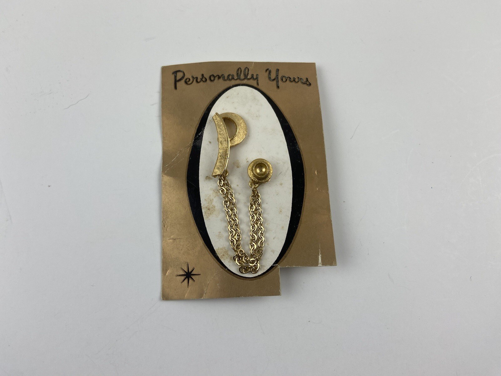 Vintage gold Tone Tone Initial Letter P Tie Pin With Chain personally yours